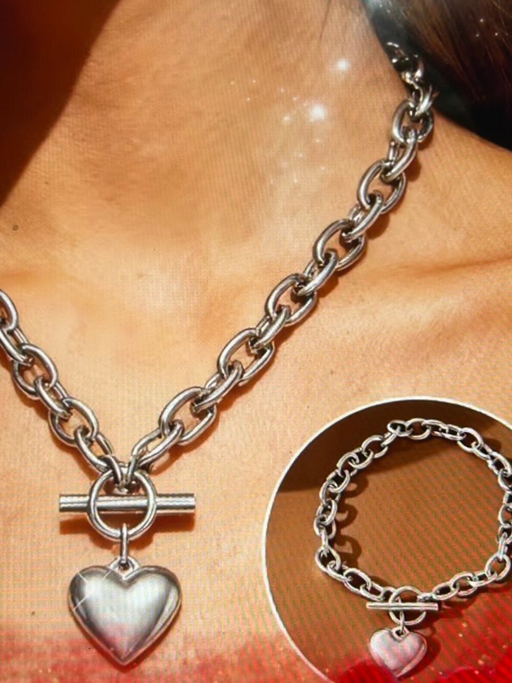 New In Gift Box! Beautiful Silvery Heart Pendant Necklace + Bracelet Jewelry Set